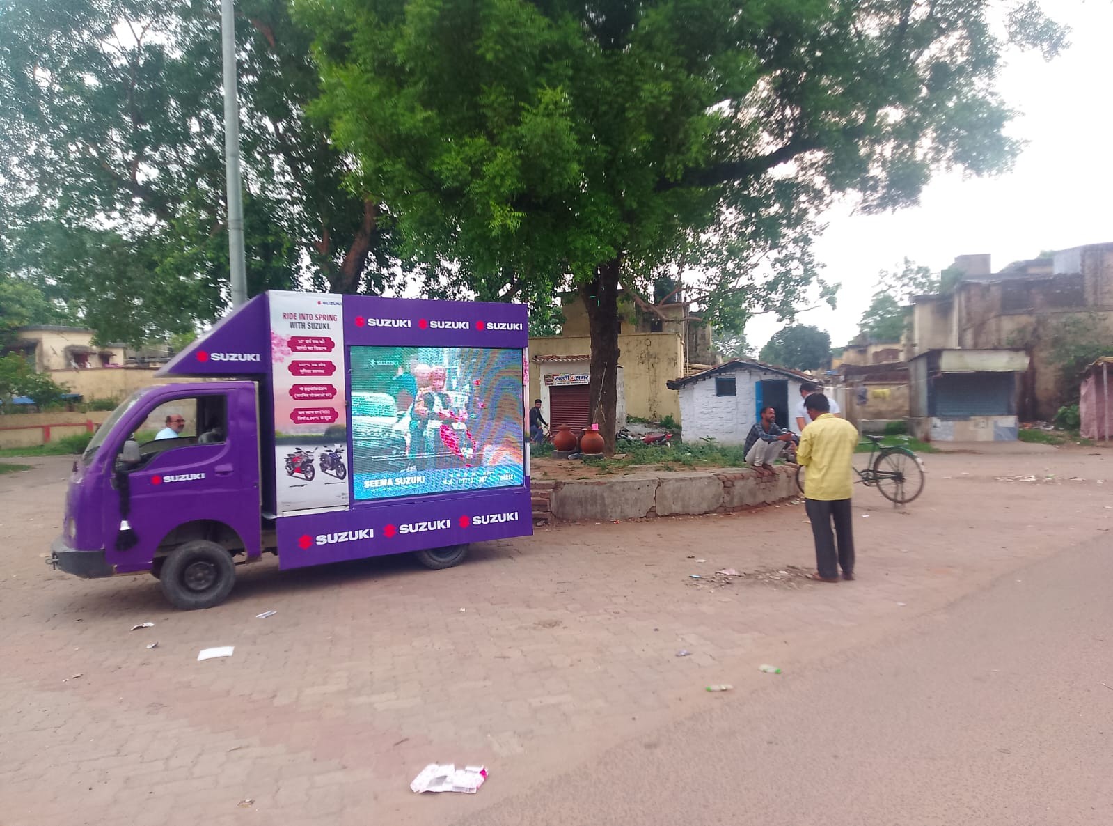 High-Brightness Mobile LED Screen Van